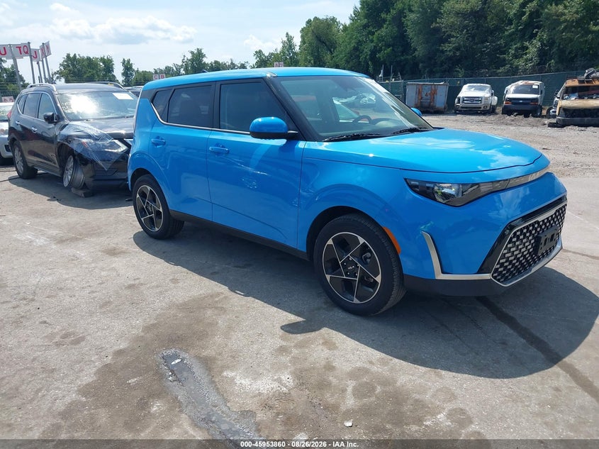 2025 Kia Soul VIN KNDJ33AU4S7271197 — IAAI salvage auction photo