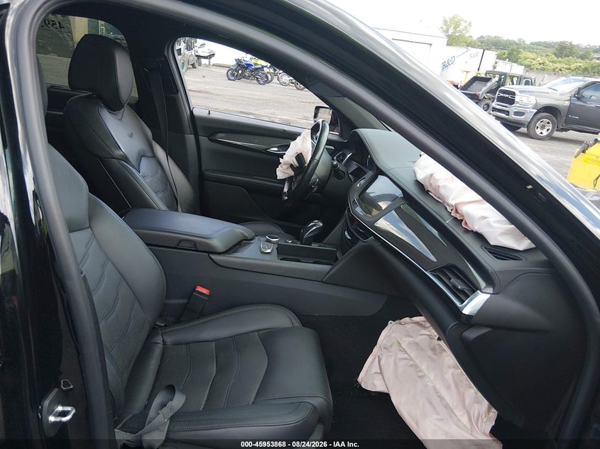 2019 Cadillac Ct6 VIN 1G6KN5R60KU122161 IAAI salvage auction — FRONT END, Wait Title, sold $8,000 on 2026-10-08 (photo 5)