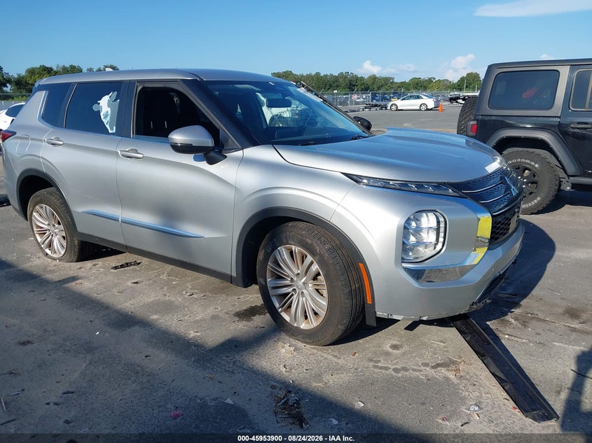 2022 Mitsubishi Outlander VIN JA4J3TA83NZ086404 IAAI salvage auction — SIDE, Salvage Title, sold $3,150 on 2026-10-10 (photo 1)