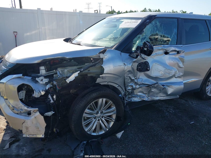 2022 Mitsubishi Outlander VIN JA4J3TA83NZ086404 IAAI salvage auction — SIDE, Salvage Title, sold $3,150 on 2026-10-10 (photo 6)