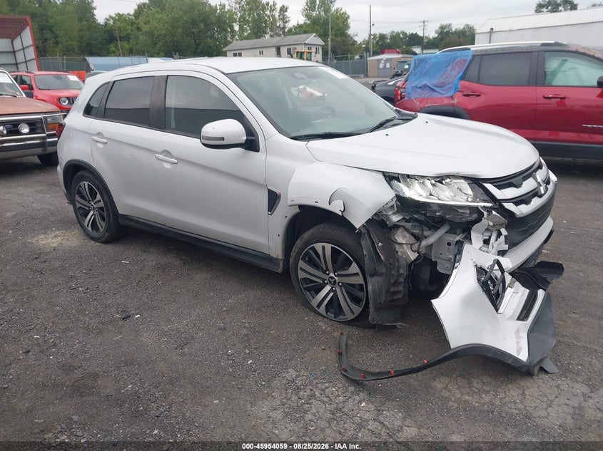 2023 Mitsubishi Outlander VIN JA4ARUAU8PU015880 IAAI salvage auction — FRONT END, Salvage Title, sold $6,300 on 2026-09-22 (photo 1)