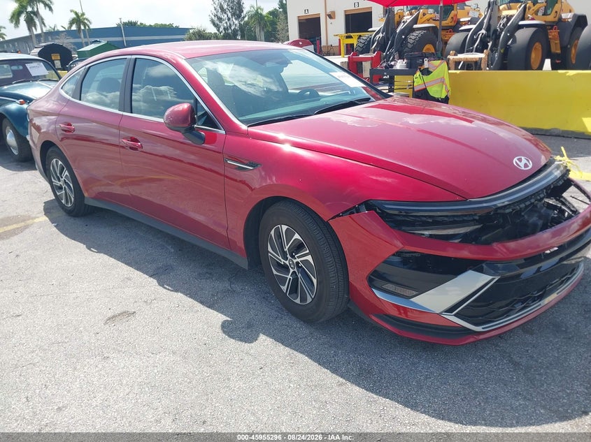 2026 Hyundai Sonata hybrid VIN KMHL24JJ4TA170801 — IAAI salvage auction photo