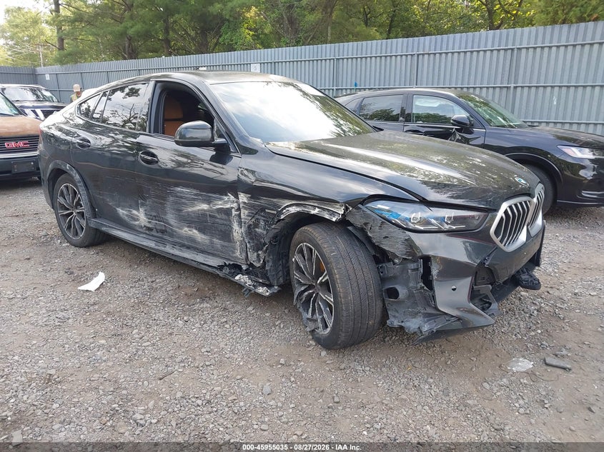 2026 BMW X6 VIN 5UX33EX09T9226785 — IAAI salvage auction photo