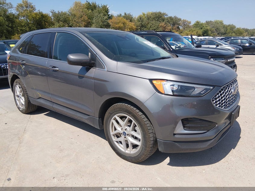2024 Ford Edge VIN 2FMPK4J94RBB00512 — IAAI salvage auction photo
