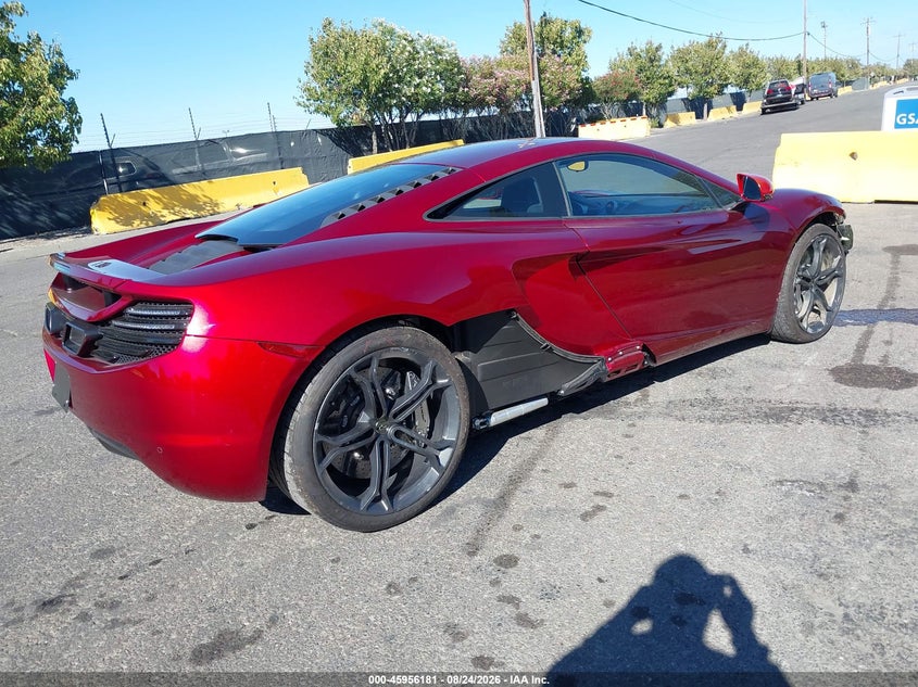 2013 Mclaren Mp4-12c VIN SBM11AAA9DW001835 IAAI salvage auction — UNDERCARRIAGE, Salvage (California), sold $45,600 on 2026-09-10 (photo 4)