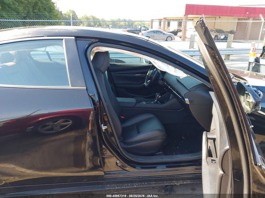 2021 Mazda 3 VIN 3MZBPABM6MM206305 IAAI salvage auction — ROLLOVER, Salvage (North Carolina), sold $1,400 on 2026-09-17 (photo 5)