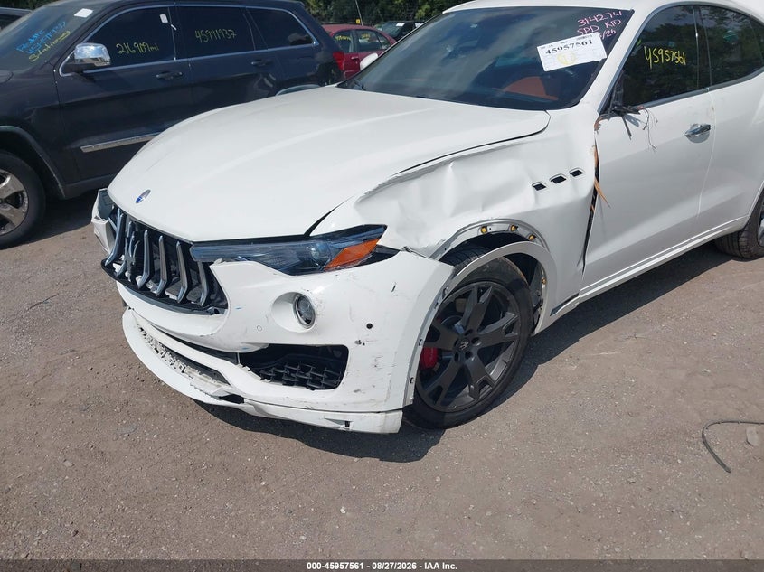 2018 Maserati Levante VIN ZN661XUAXJX270685 IAAI salvage auction — LEFT FRONT, Wait Title, sold $3,550 on 2026-09-16 (photo 6)