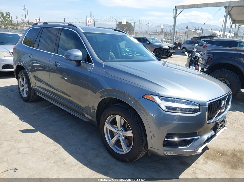 2018 Volvo Xc90 VIN YV4102PK8J1352243 — IAAI salvage auction photo