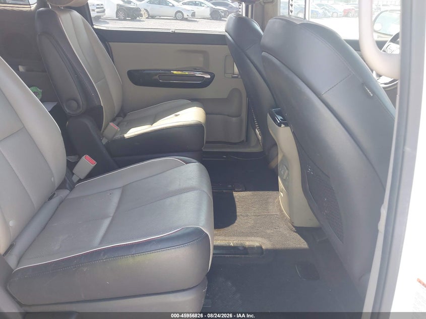 2015 Kia SEDONA VIN KNDMC5C13F6047930 IAAI salvage auction — NORMAL WEAR, Clear (Florida), sold $1,775 on 2026-09-02 (photo 8)