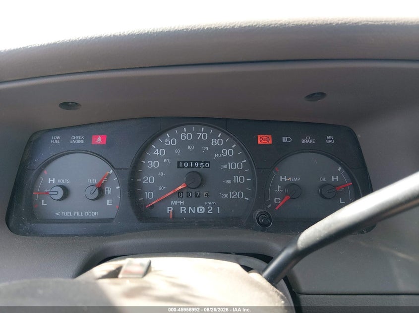 2003 Mercury Grand marquis VIN 2MEFM74W63X653572 IAAI salvage auction — SIDE, Salvage (California), sold $700 on 2026-09-16 (photo 7)