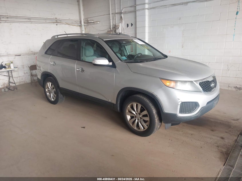 2011 Kia Sorento VIN 5XYKTDA27BG082488 IAAI salvage auction — NORMAL WEAR, Clear (Minnesota), sold $1,150 on 2026-09-08 (photo 1)