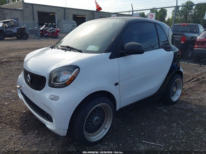2016 Smart Fortwo VIN WMEFJ5DA4GK074528 IAAI salvage auction — NORMAL WEAR, Salvage Title (New York), sold $500 on 2026-09-03 (photo 2)