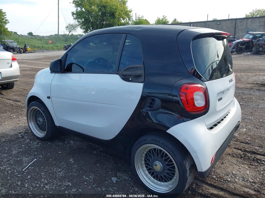 2016 Smart Fortwo VIN WMEFJ5DA4GK074528 IAAI salvage auction — NORMAL WEAR, Salvage Title (New York), sold $500 on 2026-09-03 (photo 3)