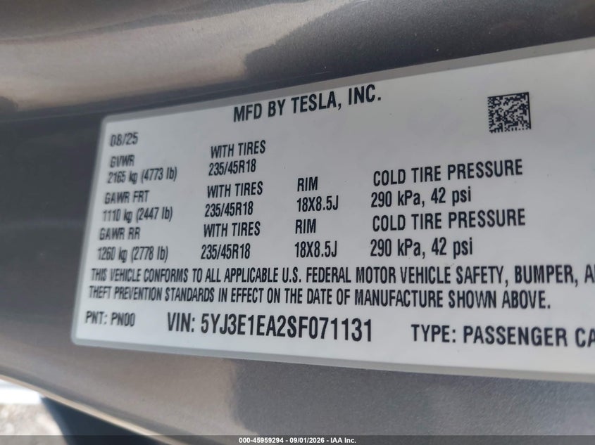 2025 Tesla Model 3 VIN 5YJ3E1EA2SF071131 IAAI salvage auction — LEFT SIDE, Salvage Title, sold $20,700 on 2026-09-25 (photo 9)