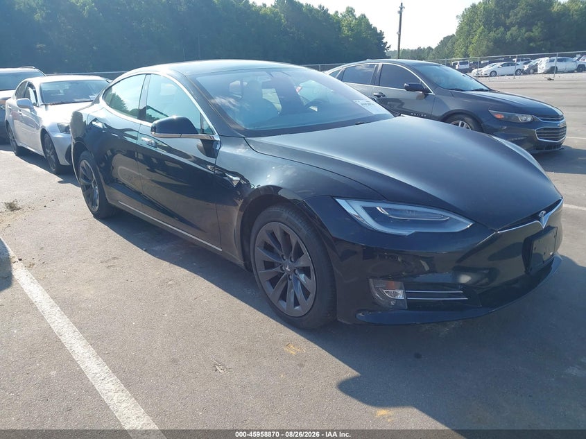 2020 Tesla Model s VIN 5YJSA1E29LF398689 — IAAI salvage auction photo