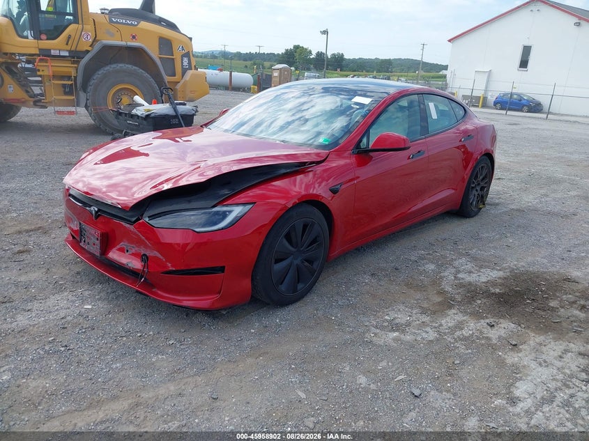 2023 Tesla Model s VIN 5YJSA1E57PF500670 IAAI salvage auction — RIGHT FRONT, Salvage Title, sold $31,200 on 2026-09-23 (photo 2)