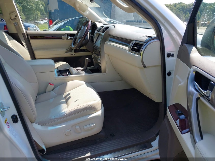 2018 Lexus Gx VIN JTJBM7FX2J5196115 IAAI salvage auction — LEFT SIDE, Salvage (North Carolina), sold $12,200 on 2026-09-10 (photo 5)