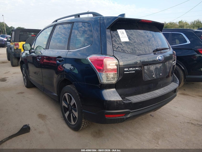 2017 Subaru Forester VIN JF2SJAJC0HH517589 IAAI salvage auction — RIGHT SIDE, Salvage Title, sold $1,275 on 2026-09-29 (photo 3)