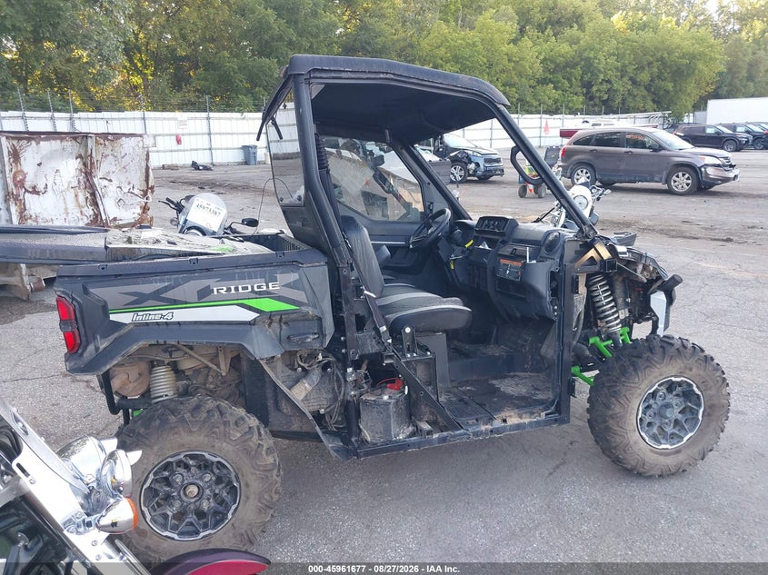2025 Kawasaki VIN JKAWFCP15SB500083 IAAI salvage auction — RIGHT SIDE, Clear (Michigan), sold $5,350 on 2026-10-08 (photo 4)