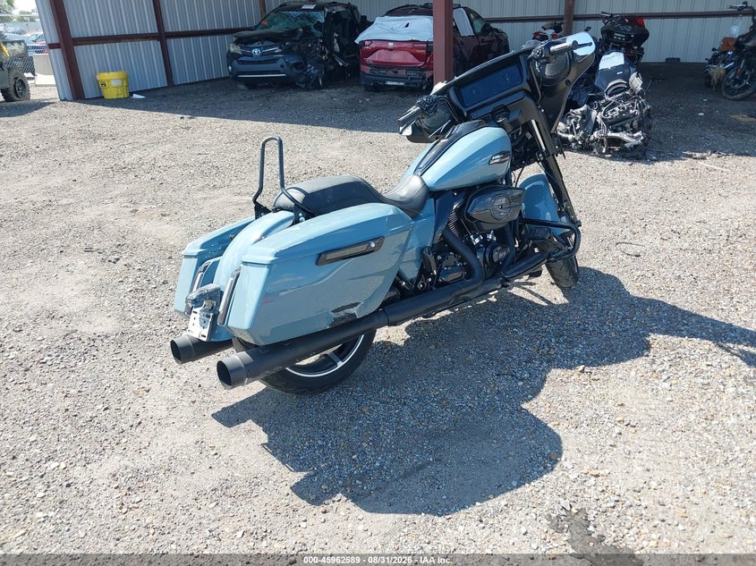 2024 Harley-davidson Flhx VIN 1HD1KB712RB642082 IAAI salvage auction — LEFT SIDE, Wait Title, sold $9,600 on 2026-10-20 (photo 4)