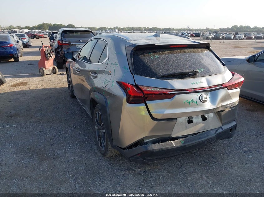 2019 Lexus Ux VIN JTHY3JBH7K2010727 IAAI salvage auction — REAR END, Wait Title, sold $7,850 on 2026-10-06 (photo 3)