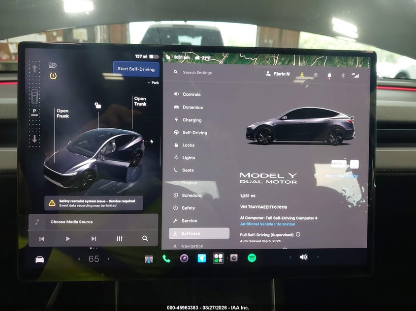2026 Tesla Model y VIN 7SAYGAEE1TF676118 IAAI salvage auction — FRONT & REAR, Salvage Title, sold $18,600 on 2026-10-07 (photo 7)