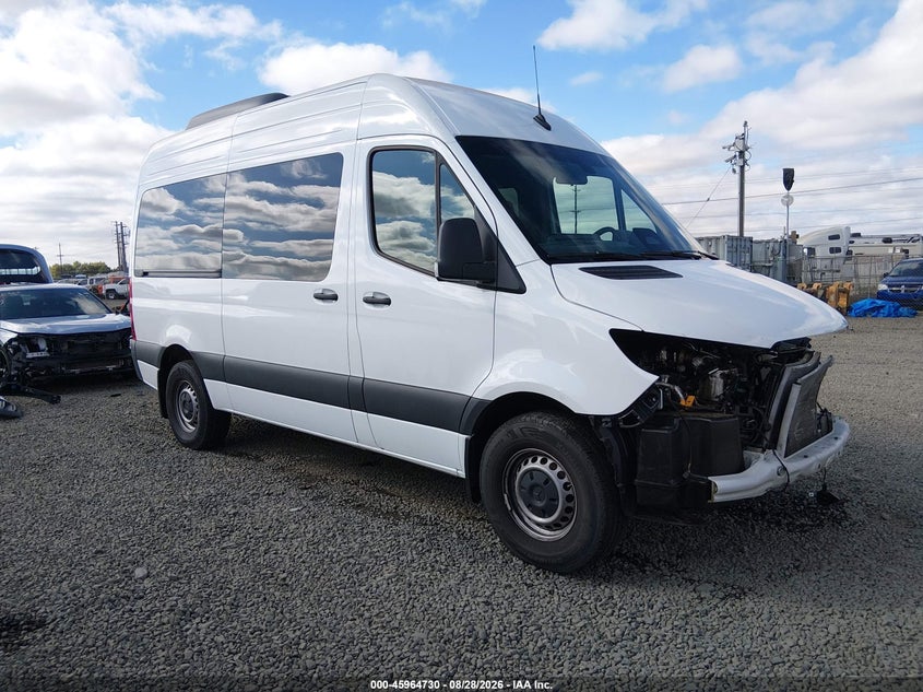 2026 Mercedes-benz Sprinter VIN W1Z4KFHY8TT604690 — IAAI salvage auction photo