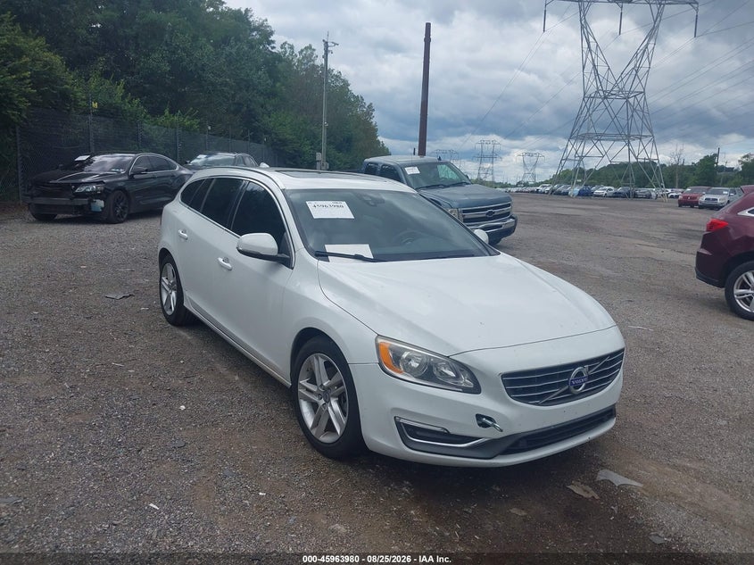 2015 Volvo V60 VIN YV140MEK3F1235203 IAAI salvage auction — NORMAL WEAR, Clear (Delaware), sold $400 on 2026-09-04 (photo 1)