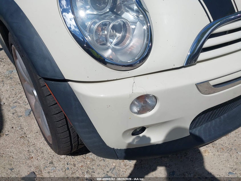 2006 Mini Cooper VIN WMWRE33596TJ35788 IAAI salvage auction — NORMAL WEAR, Clear (Massachusetts), sold $350 on 2026-08-28 (photo 6)