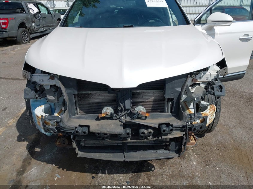 2017 Lincoln Mkx VIN 2LMPJ8KR9HBL11734 IAAI salvage auction — FRONT END, Salvage Title, sold $2,250 on 2026-09-22 (photo 6)