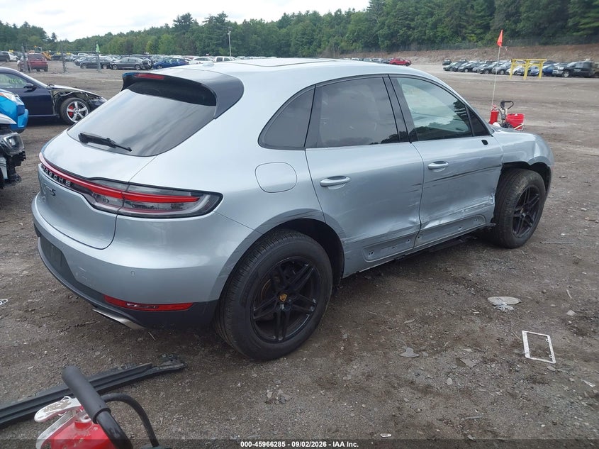 2020 Porsche Macan VIN WP1AA2A5XLLB06593 IAAI salvage auction — RIGHT SIDE, Wait Title, sold $14,000 on 2026-10-15 (photo 4)