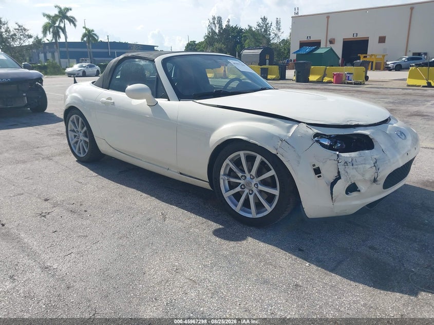2006 Mazda Mx-5 VIN JM1NC25F160113163 IAAI salvage auction — FRONT END, Regular (Nevada), sold $4,000 on 2026-09-05 (photo 1)