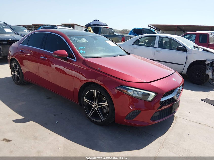 2021 Mercedes-Benz A-klasse VIN W1K3G4EB5MJ301461 — IAAI salvage auction photo