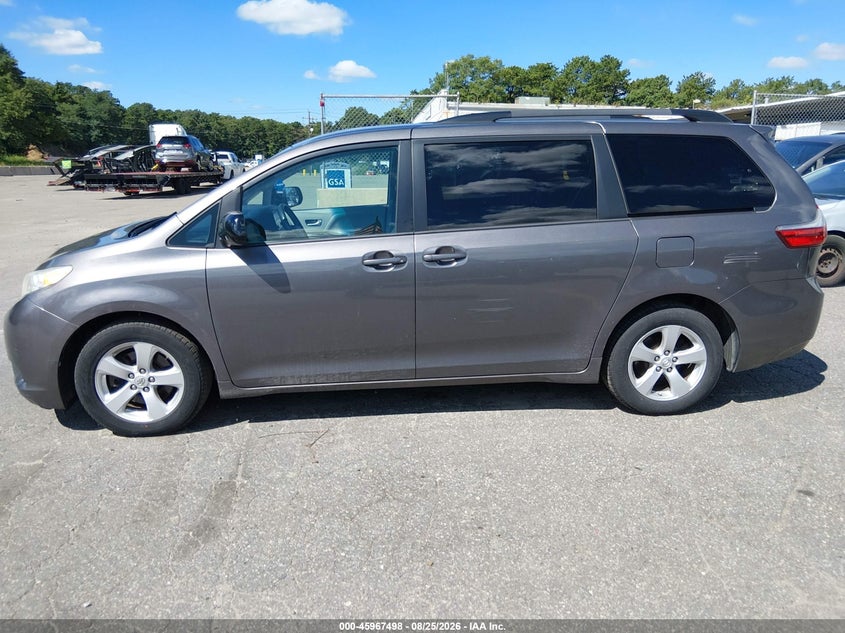 2017 Toyota Sienna VIN 5TDKZ3DC4HS824628 IAAI salvage auction — HAIL, Clear (New York), sold $10,900 on 2026-10-06 (photo 6)