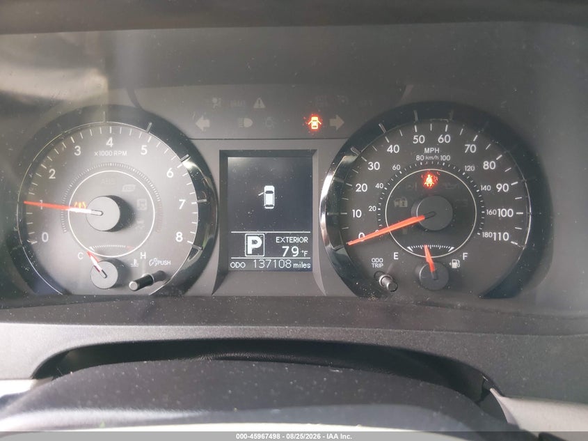 2017 Toyota Sienna VIN 5TDKZ3DC4HS824628 IAAI salvage auction — HAIL, Clear (New York), sold $10,900 on 2026-10-06 (photo 7)