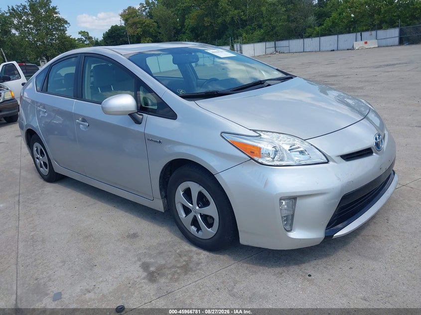2015 Toyota Prius VIN JTDKN3DU3F0420160 — IAAI salvage auction photo