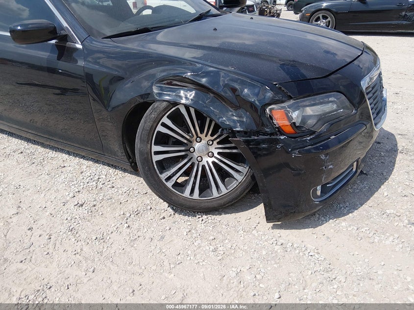 2012 Chrysler 300 VIN 2C3CCABG4CH157264 IAAI salvage auction — NORMAL WEAR, Clear (Missouri), sold $875 on 2026-09-11 (photo 6)
