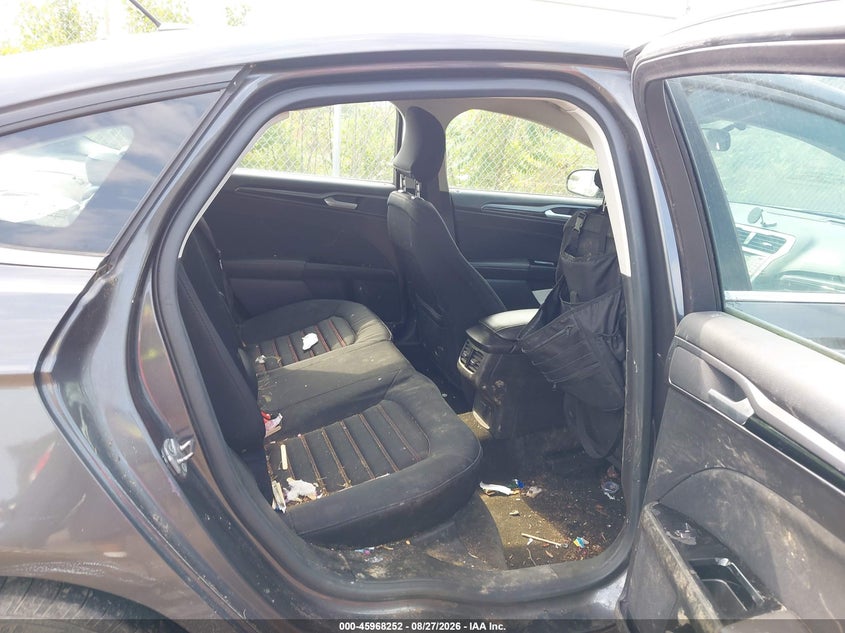 2016 Ford Fusion VIN 3FA6P0H72GR162588 IAAI salvage auction — NORMAL WEAR, Clear (Pennsylvania), sold $1,600 on 2026-09-06 (photo 8)