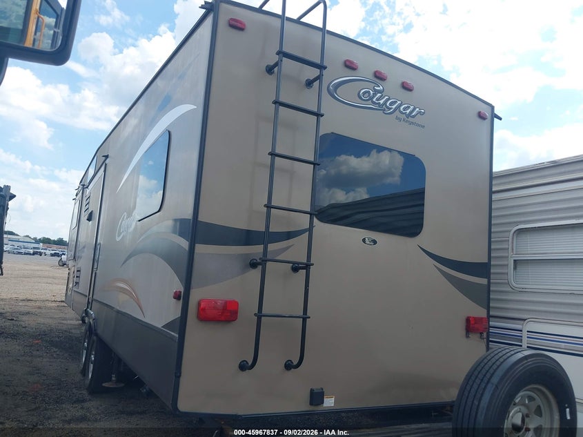 2015 Keystone Cougar VIN 4YDF33729F2506849 IAAI salvage auction — Roof, Salvage, sold $3,575 on 2026-09-24 (photo 3)
