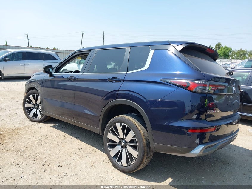 2026 Mitsubishi Outlander VIN JA4J3VABXTZ042596 IAAI salvage auction — RIGHT FRONT, Enterprise Vehicles Clear Only (Texas), sold $10,500 on 2026-09-03 (photo 3)