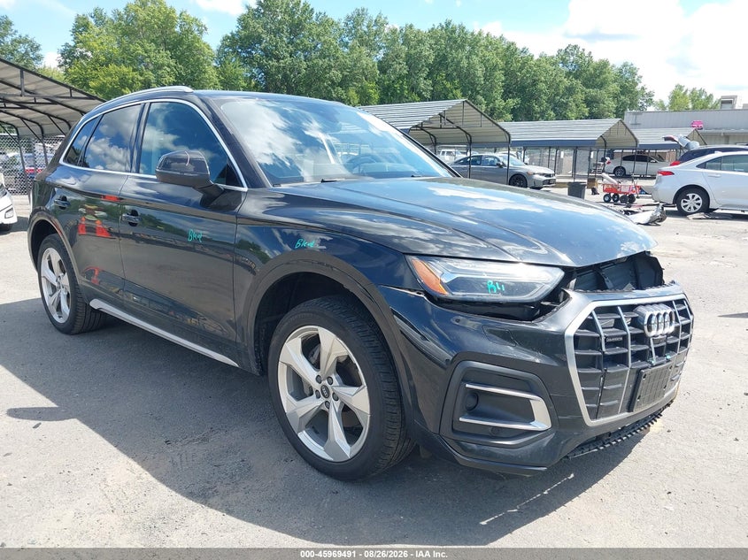 2021 Audi Q5 VIN WA1CAAFY1M2030108 — IAAI salvage auction photo