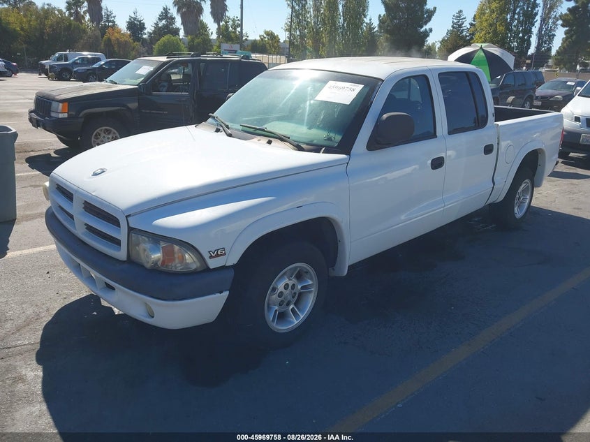 2000 Dodge Dakota VIN 1B7GL2AX9YS776219 IAAI salvage auction — NORMAL WEAR, Clear - Dealer Only (California), sold $300 on 2026-09-11 (photo 2)