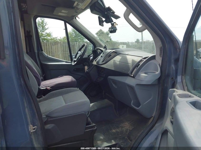 2019 Ford Transit-250 VIN 1FTYR3XM2KKB17699 IAAI salvage auction — LEFT & RIGHT, Clear (North Carolina), sold $8,350 on 2026-09-08 (photo 5)