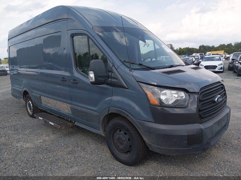 2019 Ford Transit-250 VIN 1FTYR3XM2KKB89955 — IAAI salvage auction photo