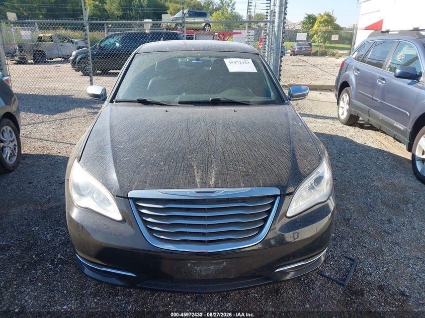 2014 Chrysler 200 VIN 1C3CCBCG4EN198184 IAAI salvage auction — NORMAL WEAR, Clear (Illinois), sold $725 on 2026-09-06 (photo 6)