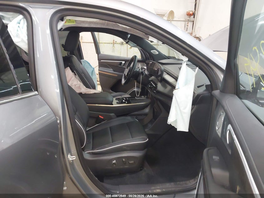 2025 Buick Enclave VIN 5GAEVCRS9SJ109603 IAAI salvage auction — LEFT REAR, Salvage Title, sold $12,700 on 2026-09-11 (photo 5)
