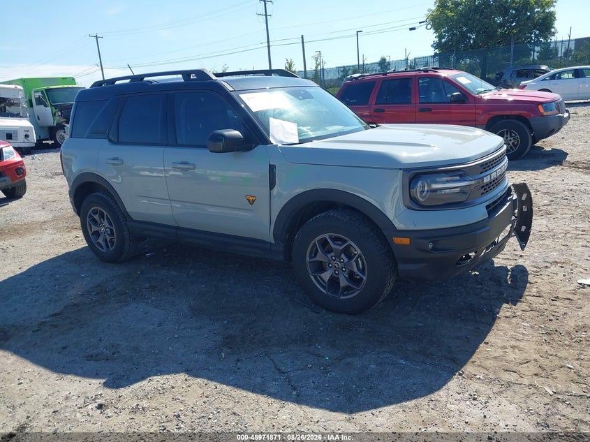 2024 Ford Bronco sport VIN 3FMCR9D90RRE95017 — IAAI salvage auction photo