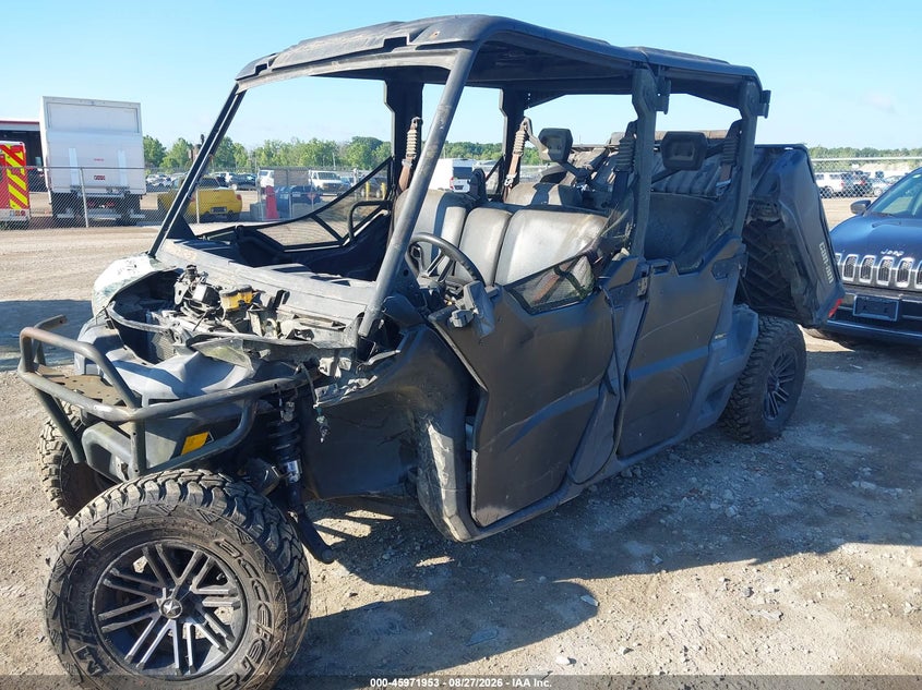 2019 Can-am/ brp Traxter VIN 3JBUBAN48KK001263 IAAI salvage auction — ROLLOVER, Clear (Michigan), sold $2,350 on 2026-09-24 (photo 2)