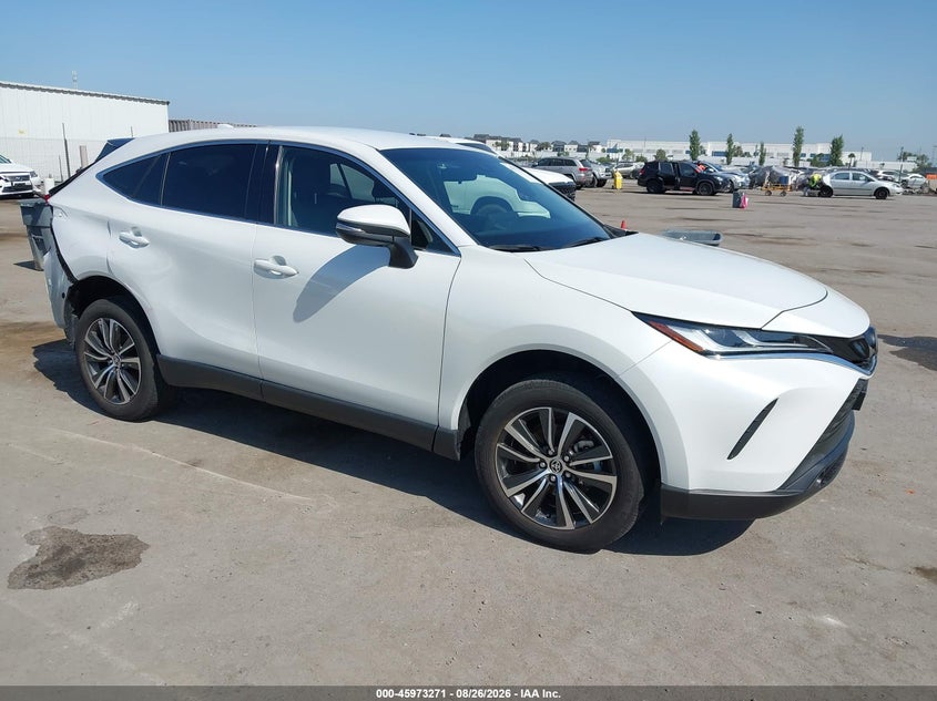 2024 Toyota Venza VIN JTEAAAAH9RJ189469 — IAAI salvage auction photo