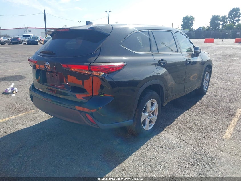 2021 Toyota Highlander VIN 5TDCZRAH0MS033935 IAAI salvage auction — LEFT FRONT, Salvage (California), sold $10,550 on 2026-10-12 (photo 4)